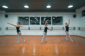 Tiny Dancers