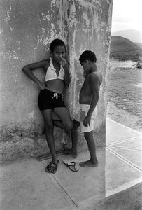 Santiago de Cuba, 2000 © Peter Kayafas