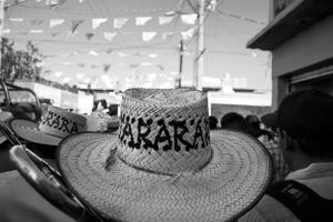 "Tararara" es la onomatopeya que surge de las primeras notas de la música de carnaval.