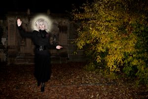 FASHION RESURRECTION OVERSIZE