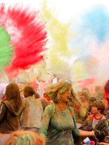 Holi banlieue