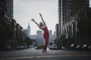 jessica Rabbit dance in front of the Empire State Building