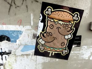 "FUNK THE FLONZ!" oder "FEINE KÖLSCHE KANNIBALEN" "FINE COLOGNE CANNIBALS"