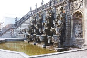 'Mock Rocks' - Herrenhausen Gardens, Hanover, Germany © Mireille Schellhorn 2012