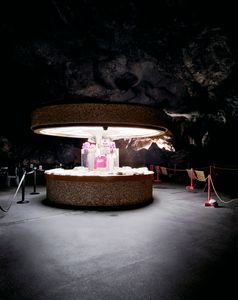 Tee Shirt Stand No. 1, Carlsbad Caverns, Carlsbad, New Mexico, USA, 2010