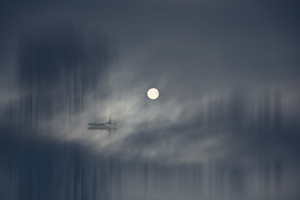 'fishing.the.moon', 2015