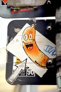 "Alles hat ein Ende Nur die Wurst hat zwei." "Everything has an End But the Saussage has two"