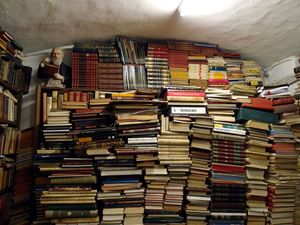 used bookshop, Girona, Spain, 2015,