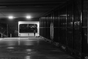 photo 06: Dark passage.