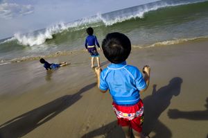 3 boys & a wave