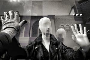 Hands