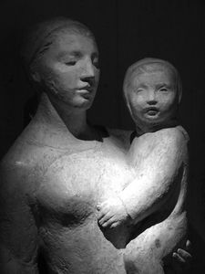 Mother and Child.  Beelden aan Zee, The Netherlands