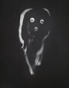 Erwin Blumenfeld, Untitled, New York, 1944. Gelatin silver printVintage print. Collection Henry Blumenfeld © The Estate of Erwin Blumenfeld