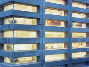 Almere #14, 2007, c-print, 100x129 cm  © 2013 Matthias Hoch/ VG Bild-Kunst Bonn