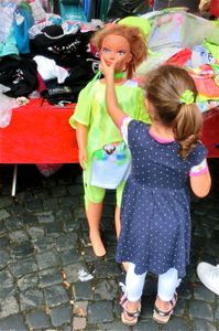 "Nippeser Markt" "At Nippes Market"