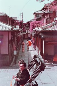 The rising sun of Gion