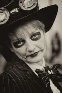 Whitby Goth (antique)