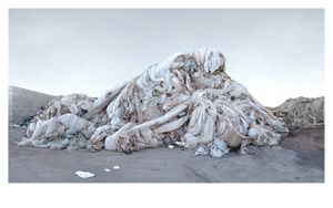 2021_series_#raw_material: Plasticwave, 400 cm x 250 cm (Museum Edition), Digitalprint on Glutex; 200 cm x 125 cm (Galerie Editon)