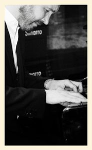 Juan Antonio Simarro.