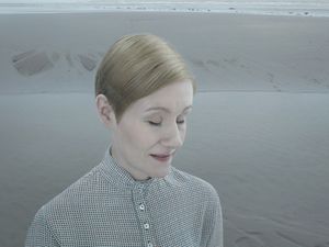 © Julia Fullerton-Batten