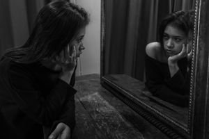 Portrait of Mai 2