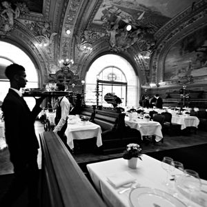 Le Train Bleu - Paris