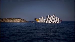 Island of Giglio, Italy (2012). Not an ordinary shipwreck.