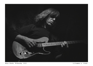 Mike Stern, guitar