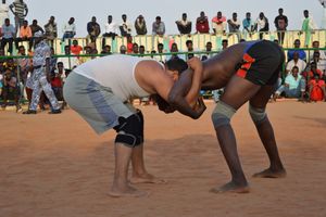 Start of the fight, first lace, 2