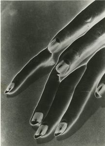 Untitled, c. 1930 © Man Ray, Stepher Daiter