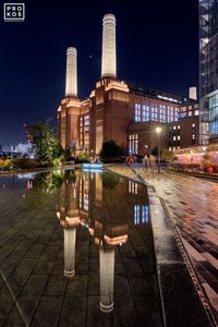 <a href="https://andrewprokos.com/photo/battersea-power-station-at-night-0309/">Battersea Power Station at Night I</a>