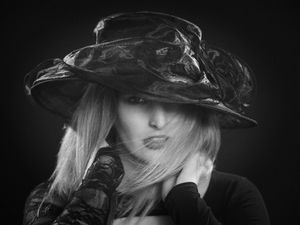 Hat 9