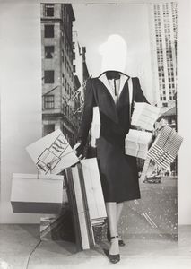 Erwin Blumenfeld, Mode-Montage, Ca. 1950. Gelatin silver print. Vintage printCollection Helaine and Yorick Blumenfeld, Courtesy of Modernism Inc., San Francisco © The Estate of Erwin Blumenfeld