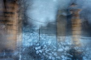 Through the Eyes of Hans Christian Andersen #09 / Way out through the back door