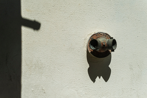 From the "Fake Memories" series / Della serie "Ricordi Fasulli"