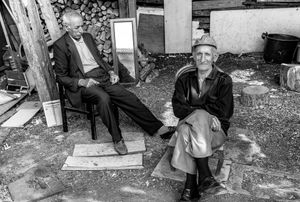 Woodcutters relaxing, Üsküdar