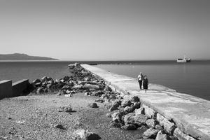COUPLE IN A STRAIGHT LINE