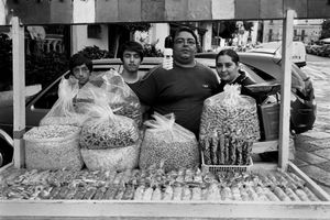 05-Sicilian street vendors