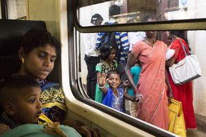 Sincere as children, At the train station, Sri Lanka