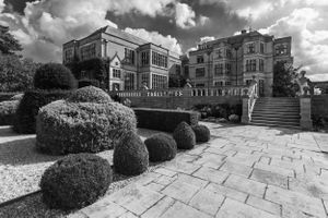Ware | Fanhams Hall 02