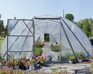 Garden Centre, Pefiller