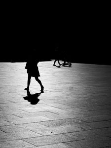 Passagers anonymes 5/10 "Je serai mère"