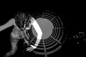 The afterlife, the child and the impossible to live - L'aldilà, il bambino e l'impossibile vivere -