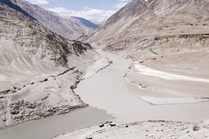 THE CONFLUENCE OF THE RIVER INDUS AND THE RIVER ZANSKAR