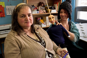 Complicity and friendship develops in the workshops. Sylvie and Catherine are inseparable. Being aware of howthe others feel becomes a habit for the students. © Alain Corneau