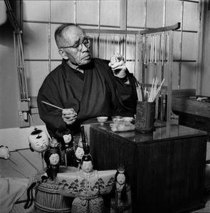 Doll craftsman.