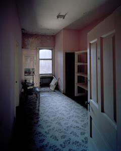 Room 525