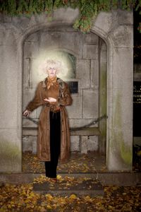 FASHION RESURRECTION OVERSIZE