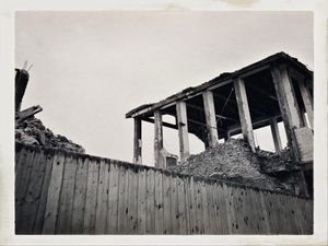 Passage in the earthquake