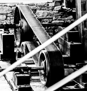 Two Floor Mounted Wheels with Belts-1